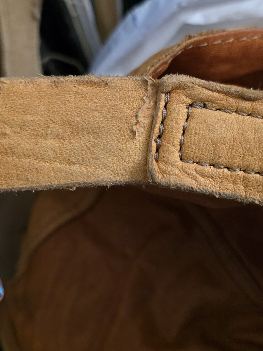 LUCKY Hobo Real Leather Shoulder Bag in Tan - Picture 15 of 15